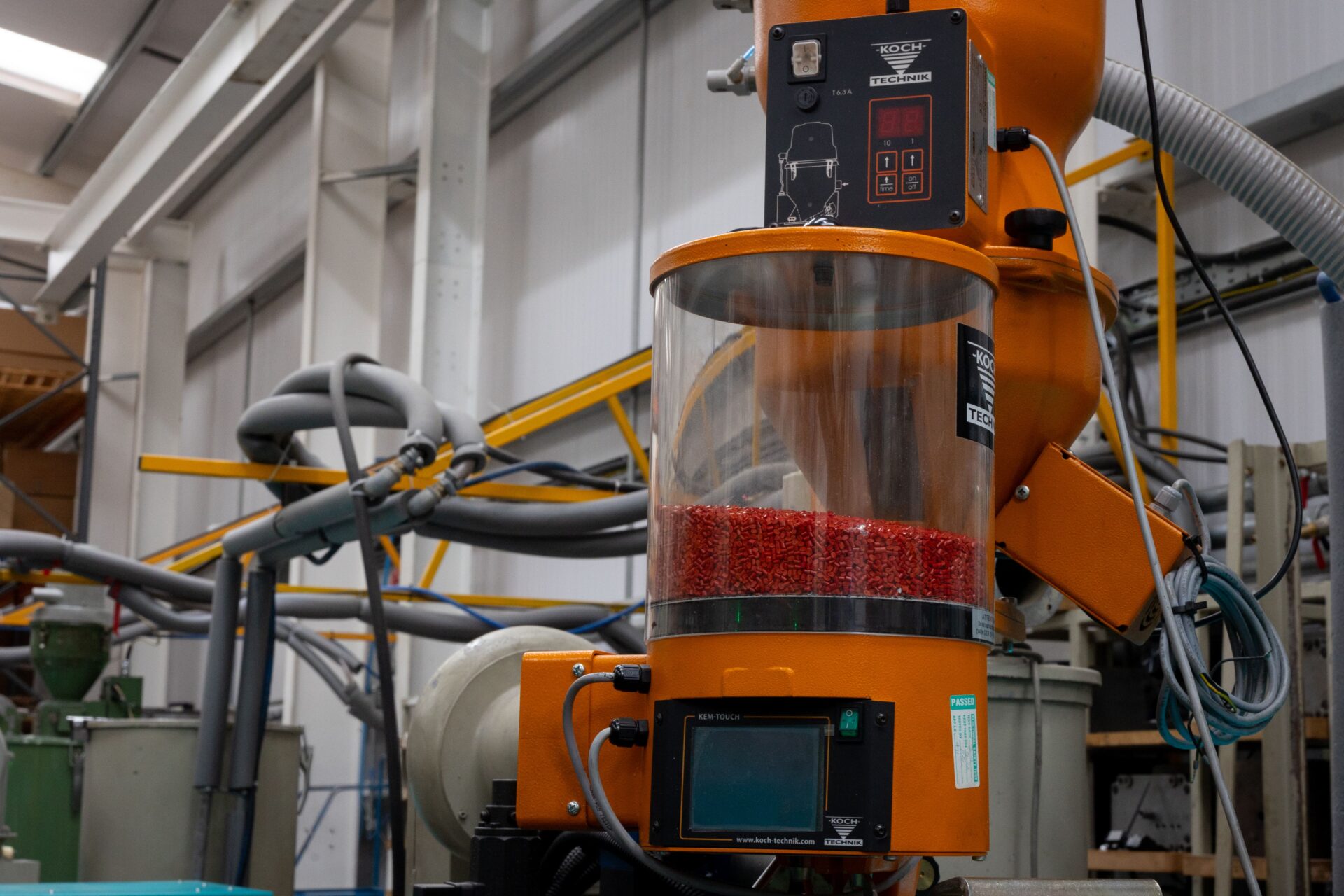 Injection Moulding Services, Bespoke Plastic Injection Moulding, Plas-Tech